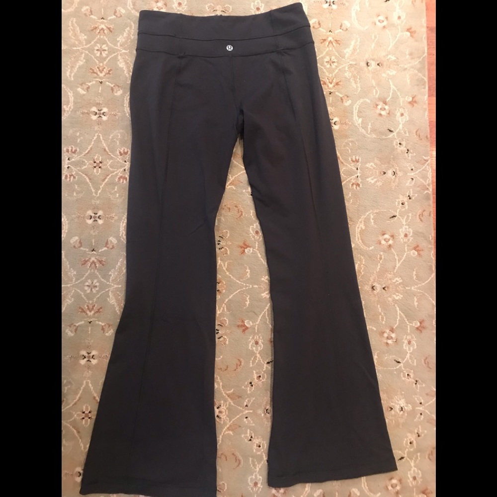 Lululemon Athletica sz8 groovepant bootcut legging